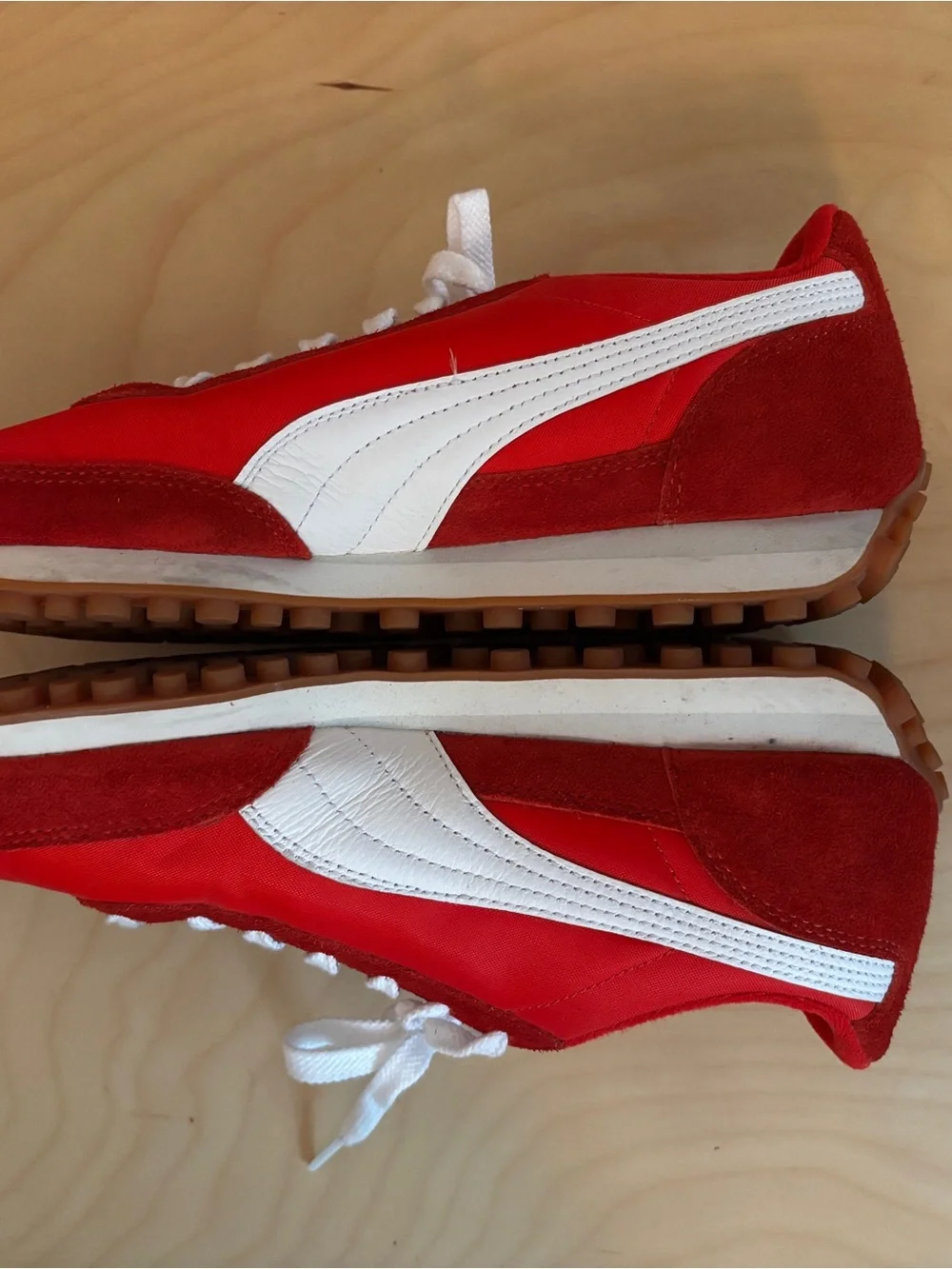 Puma Easy Rider Vintage - Women’s size 9 / Men’s size 7.5